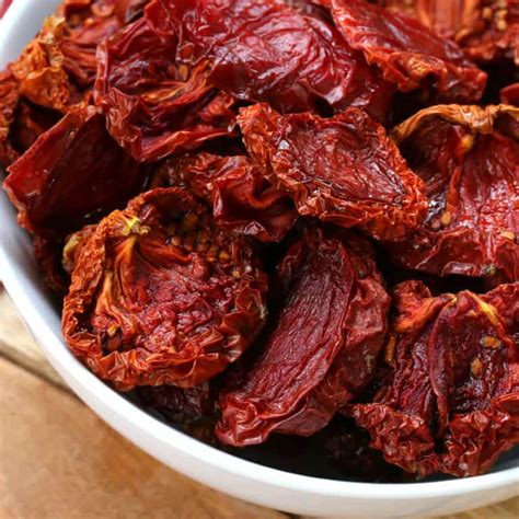 how-to-make-sun-dried-tomatoes-the image