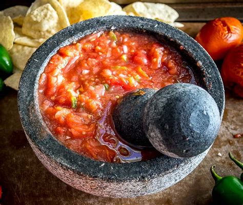 homemade-salsa-using-a-molcajete-mexican-please image