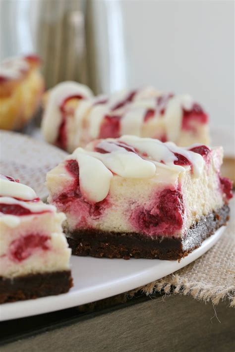 white-chocolate-and-raspberry-cheesecake-slice image