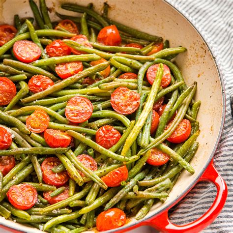 roasted-green-beans-with-cherry-tomatoes-the-busy image