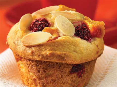 peach-melba-muffins-cookstrcom image