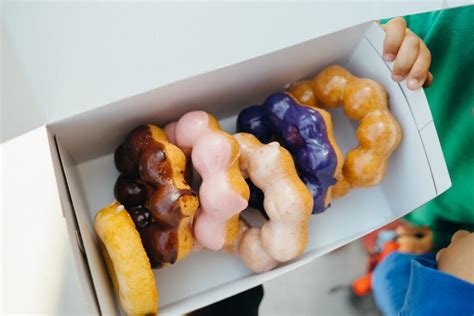 best-mochi-donut-recipe-crispy-chewy-pon-de-ring image