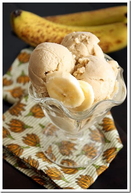 roasted-banana-ice-cream-the-marvelous image