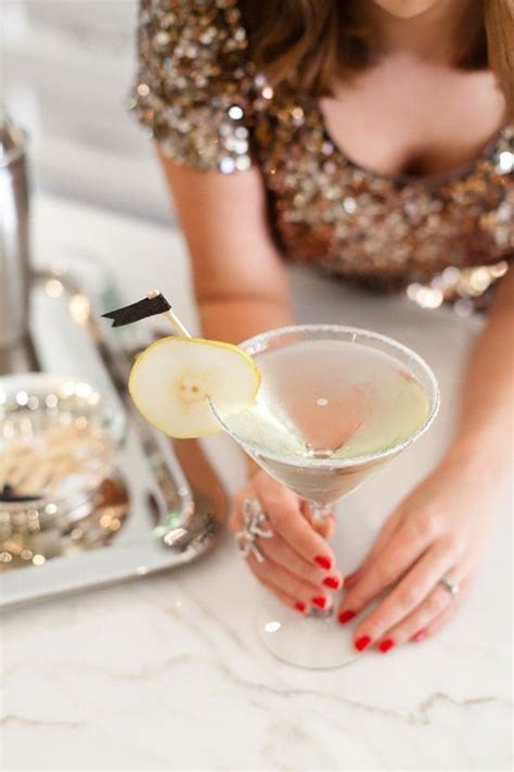 french-pear-martini-freutcake image