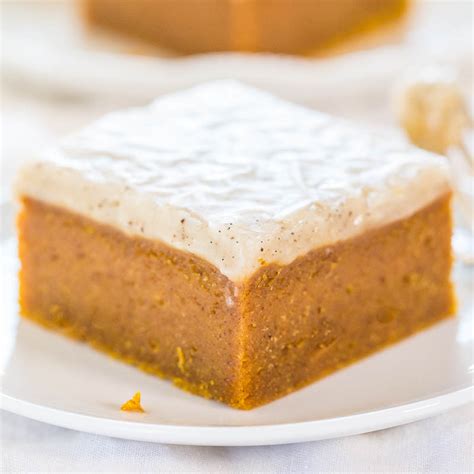 fudgy-pumpkin-bars-with-vanilla-bean-browned-butter-glaze image