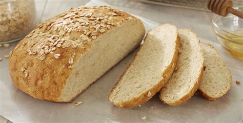 robinhood-rustic-honey-oatmeal-bread image