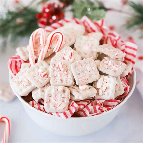 peppermint-pretzels-the-carefree-kitchen image
