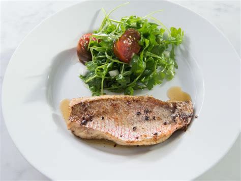 sauteed-red-snapper-with-arugula-onion-and-heirloom image