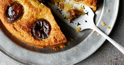 felicity-cloake-almond-honey-and-fig-cake-recipe-the image