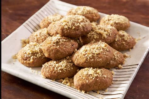 melomakarona-nut-and-honey-christmas-cookies-with image