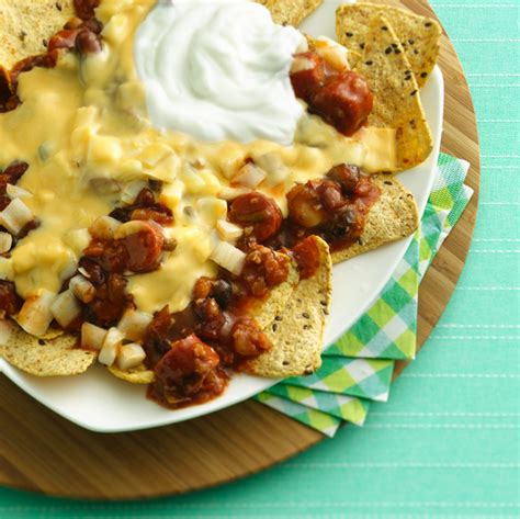 chili-cheese-dog-nachos-hungry-girl image