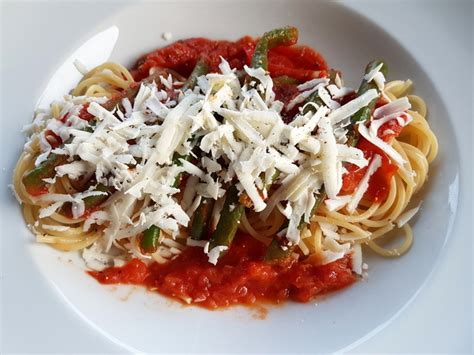 spaghetti-with-green-beans-the-pasta-project image