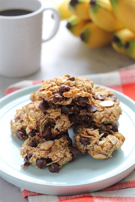 gluten-free-skinny-banana-oat-flaxseed-cookies-hip image