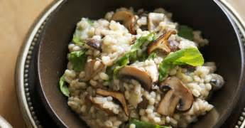 pearl-barley-mushroom-risotto-recipe-eat-smarter-usa image