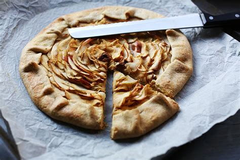 sweet-and-easy-apple-galette-the-tortilla-channel image