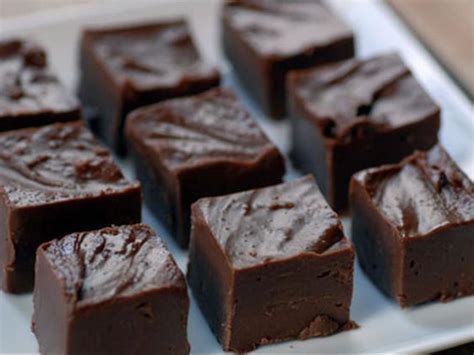 sugar-free-fudge-recipe-and-nutrition-eat-this-much image