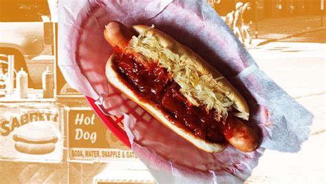 new-york-hot-dog-onion-sauce-recipe-uproxx image