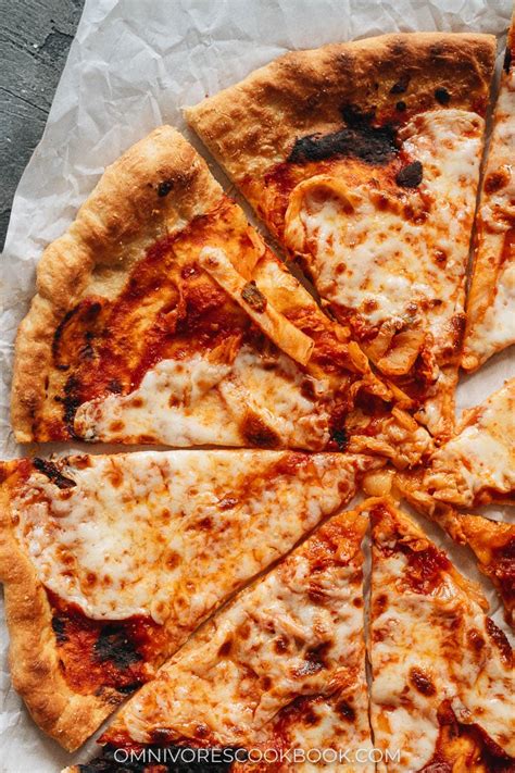easy-kimchi-pizza-omnivores-cookbook image