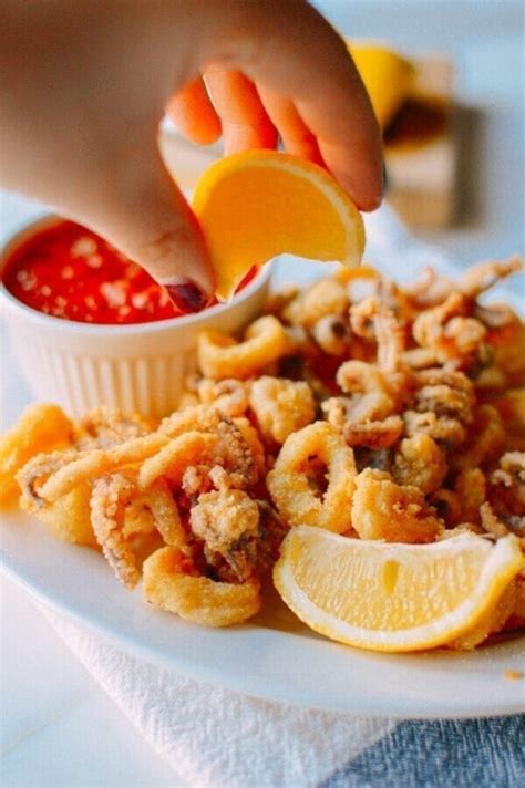 fried-calamari-best-homemade image
