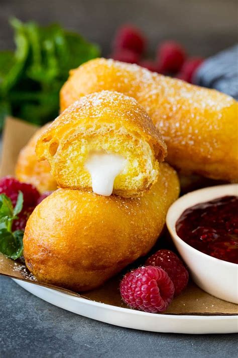 fried-twinkies-dinner-at-the-zoo image
