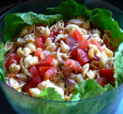 warm-tomato-pasta-salad-tasty-kitchen image