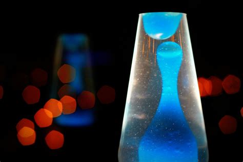 how-to-make-a-real-lava-lamp-thoughtco image