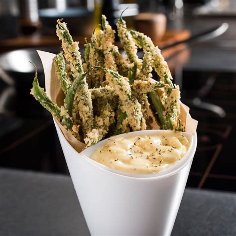 baked-green-bean-fries-sysco-foodie image
