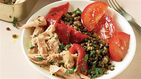 lentil-tuna-and-roasted-pepper-salad image