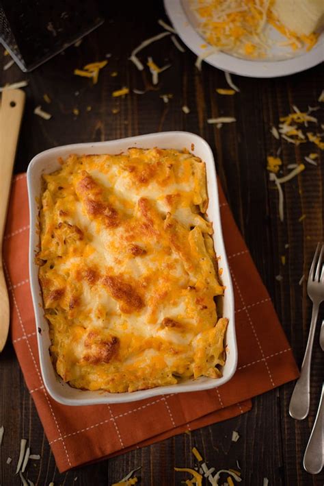 10-gourmet-mac-and-cheese-recipes-with-delicious image