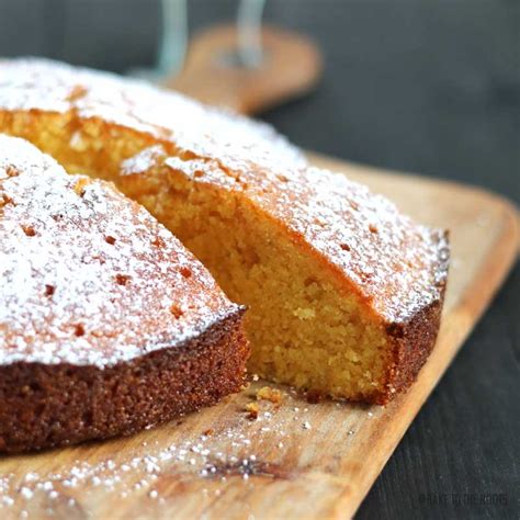lemon-lavender-polenta-cake-bake-to-the-roots image
