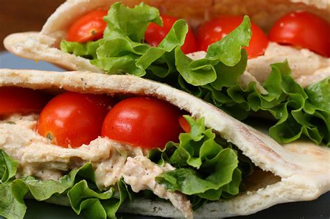 healthy-meal-prep-chicken-salad-pockets-buzzfeed image