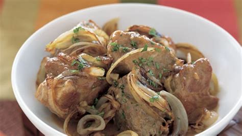chicken-vindaloo-recipe-bon-apptit image