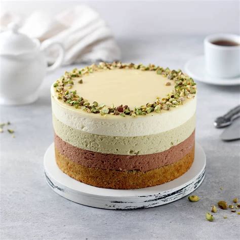 recipe-pistachio-chocolate-mousse-cake image