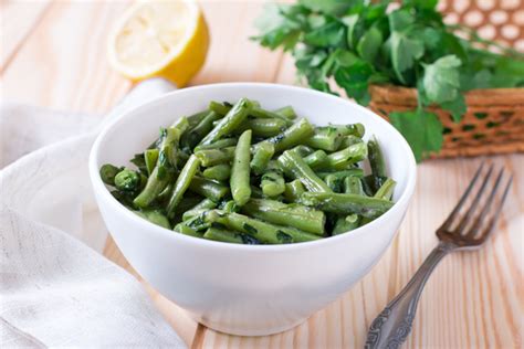 green-bean-mint-salad-tastycookery image