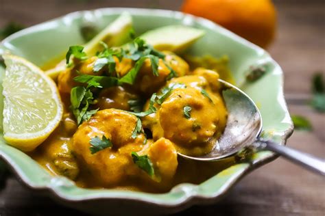coconut-shrimp-curry-with-mushrooms-escape-from image