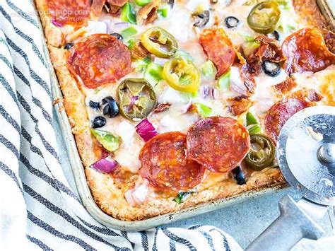 low-carb-sheet-pan-pepperoni-pizza-ketodiet-blog image