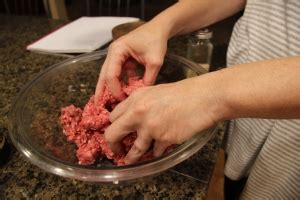 pan-seared-burgers-step-by-step-instruction-at image