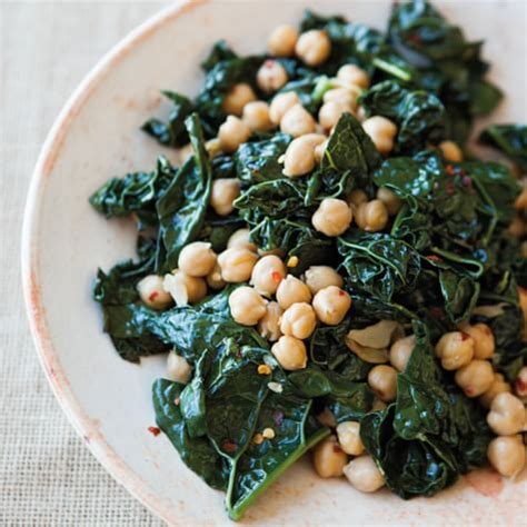 spicy-sauted-kale-and-chickpeas-williams-sonoma image
