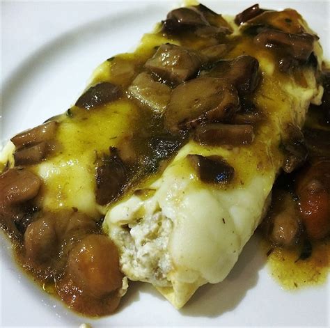 crespelle-with-mushrooms-martas-cooking-classes image