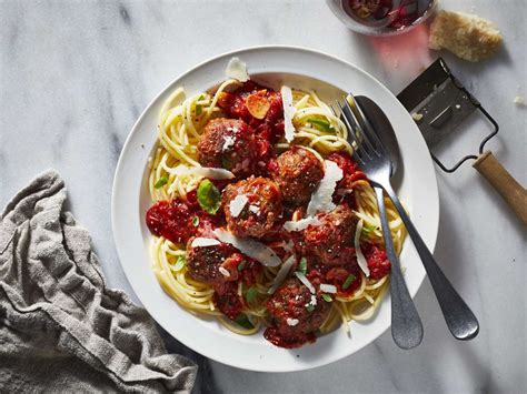 gluten-free-spaghetti-and-meatballs-recipe-food-wine image