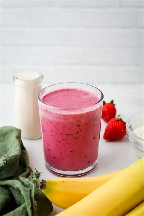 banana-berry-smoothie-i-heart-vegetables image