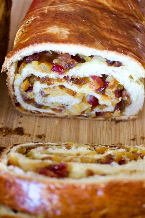 romanian-traditional-sweet-bread-with-walnuts-cozonac image