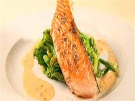 roast-salmon-and-broccoli-with-chile-caper-vinaigrette image