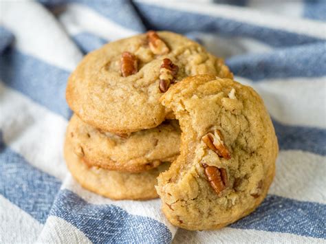 chewy-butter-pecan-cookies-12-tomatoes image