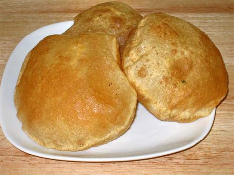 puri-indian-puffed-flat-bread-manjulas-kitchen image
