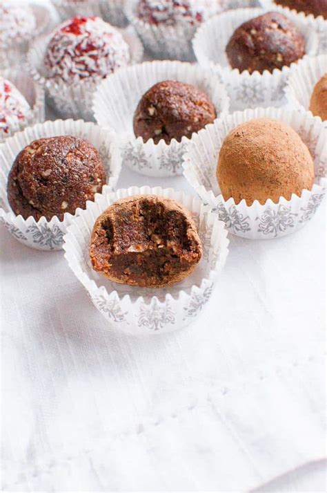 3-ingredient-date-and-hazelnut-truffles-the-queen-of image