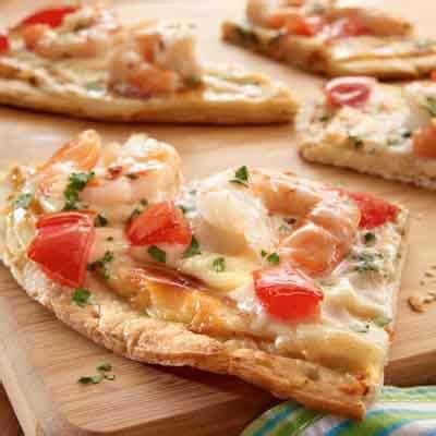 shrimp-alfredo-pizza-recipe-land-olakes image