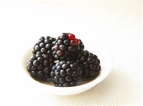 old-fashioned-blackberry-jelly-cookstrcom image