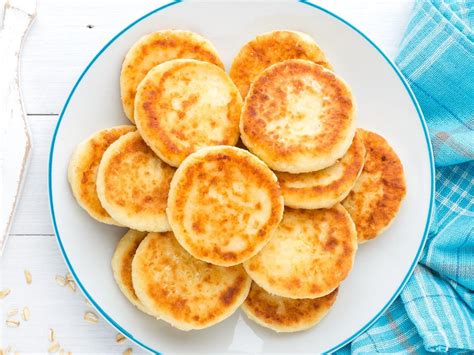 oatmeal-cottage-cheese-pancakes-recipe-and image