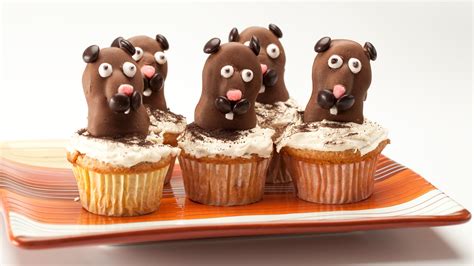 groundhog-cupcakes-chowmouth image